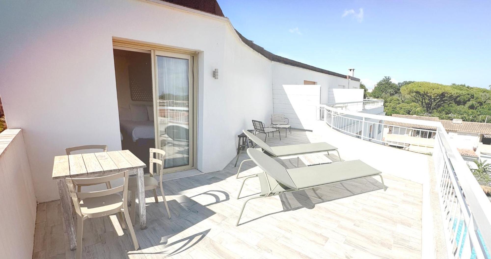 Blanc Sable Hotel Golfe-Juan Bagian luar foto